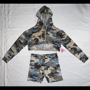 Almost Famous Set (Brand New)